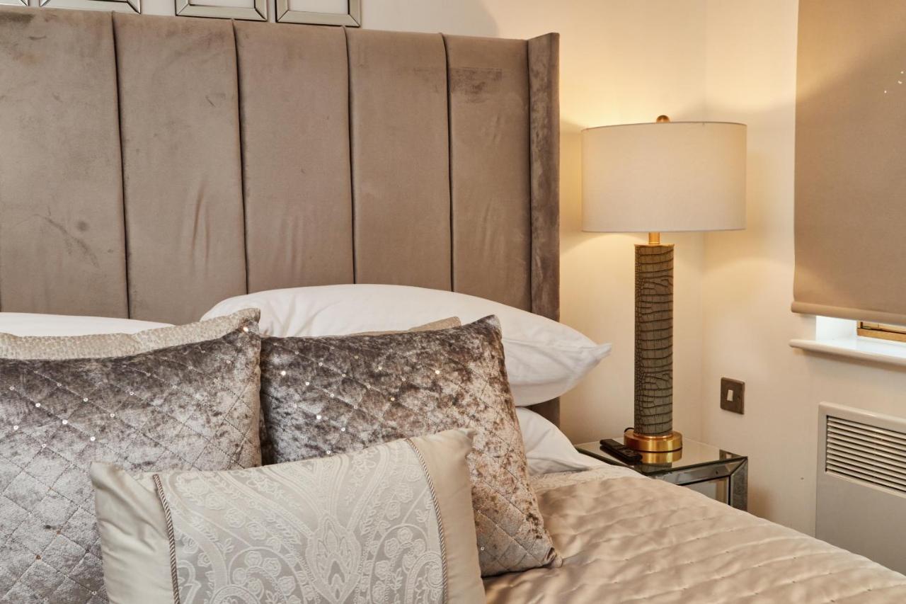 Deluxe River Canal View & Free Secure Parking! Leeds  Esterno foto