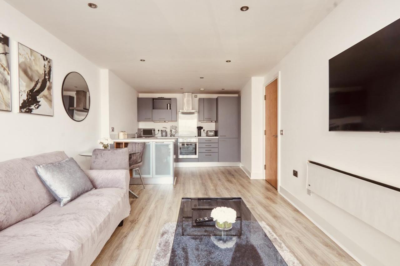 Deluxe River Canal View & Free Secure Parking! Leeds  Esterno foto