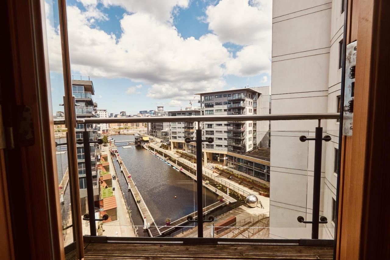 Deluxe River Canal View & Free Secure Parking! Leeds  Esterno foto