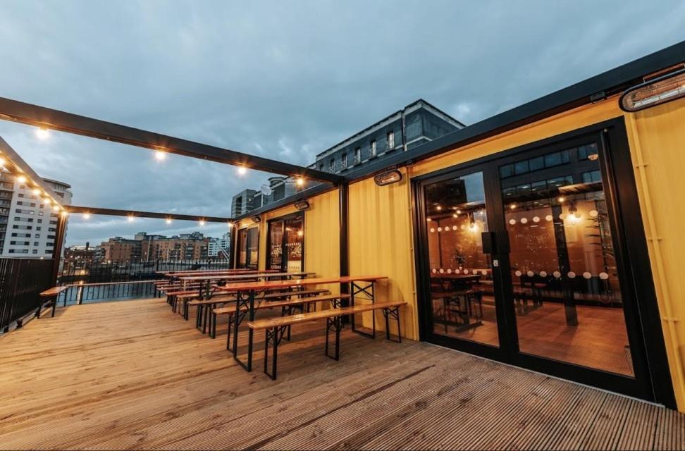 Deluxe River Canal View & Free Secure Parking! Leeds  Esterno foto